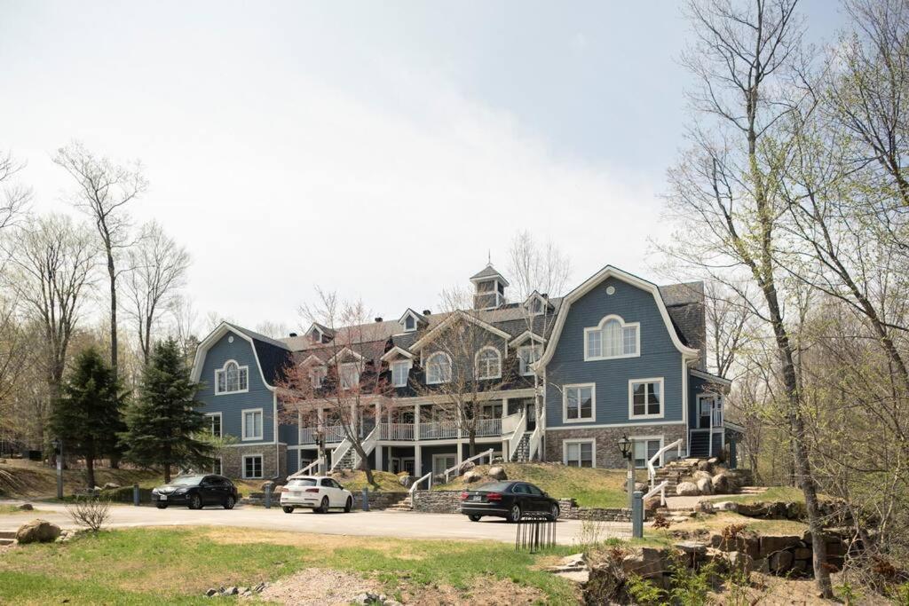 3 Bedroom On Golf Le Géant, Access In The Mountain Appartement Mont-Tremblant